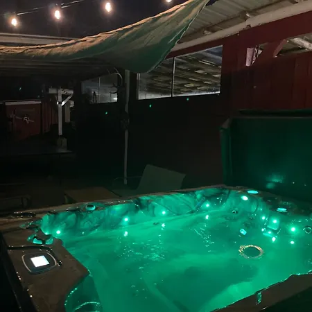 Blue Grass Ranch - Mobilhome Cactus & Jacuzzi *