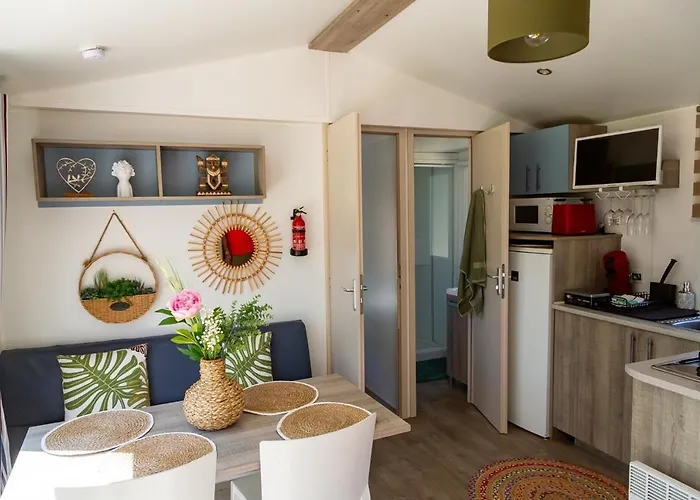 Blue Grass Ranch - Mobilhome Cactus & Jacuzzi Bischoffsheim