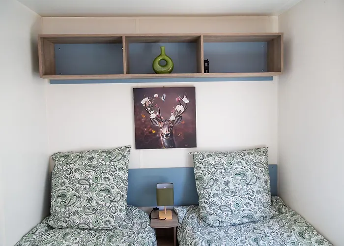 Parque de Campismo Blue Grass Ranch - Mobilhome Cactus & Jacuzzi